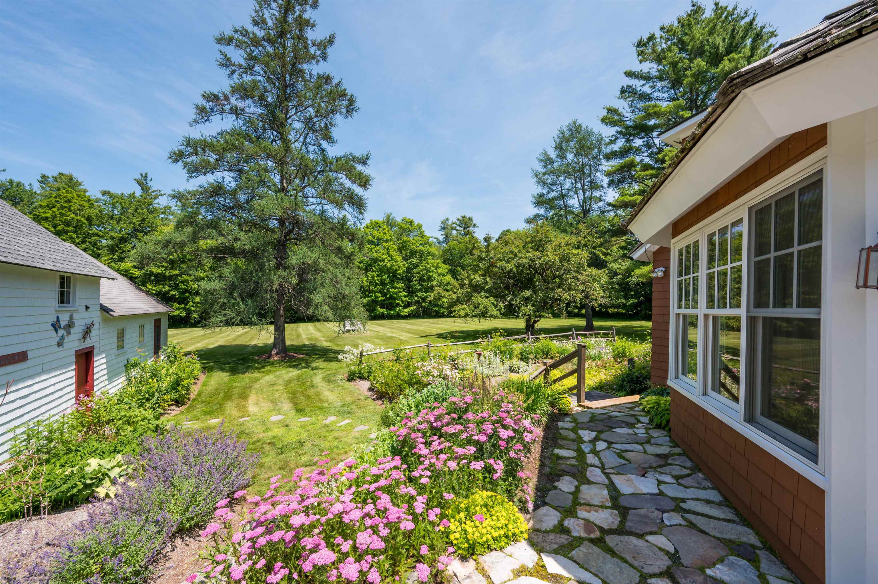 100 Page Road New London, NH 03257 - Photo 48 of 60
