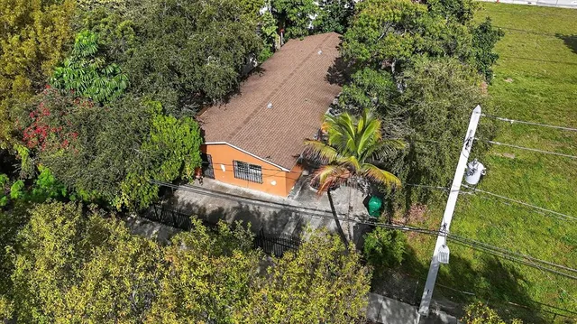 $759,000 | 35 Northeast 53rd Street, Miami, FL 33137