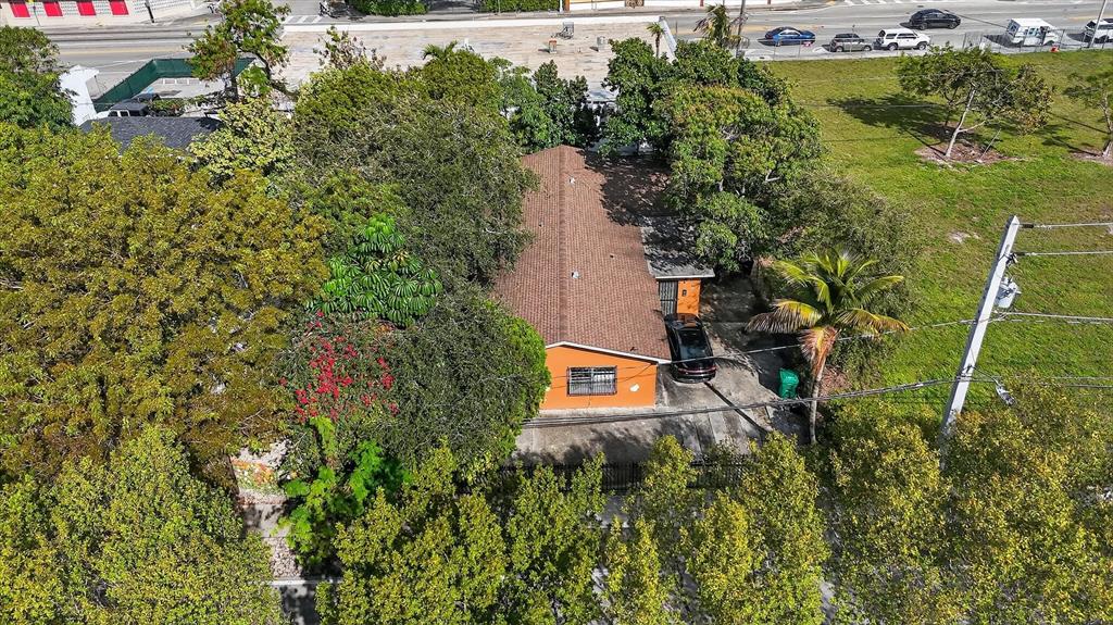 35 Northeast 53rd Street Miami, FL 33137 - Photo 9 of 12