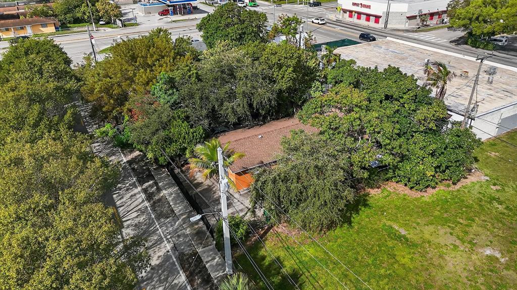 35 Northeast 53rd Street Miami, FL 33137 - Photo 10 of 12