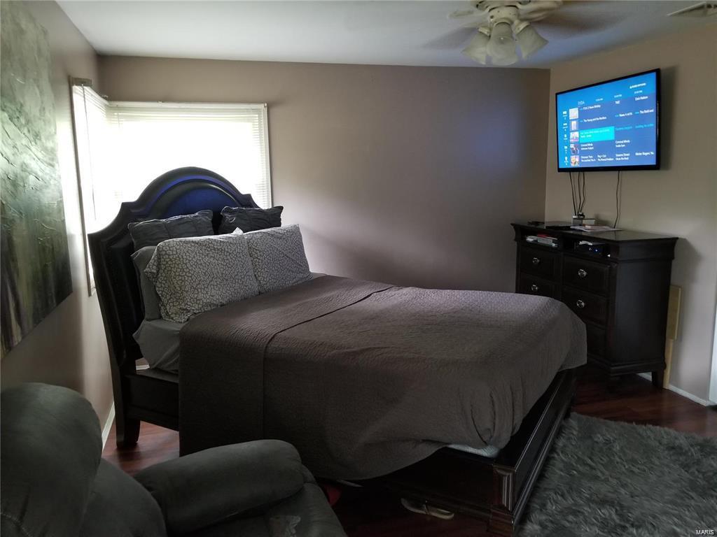 4889 Hursley Drive St. Louis, MO 63128 - Photo 16 of 19