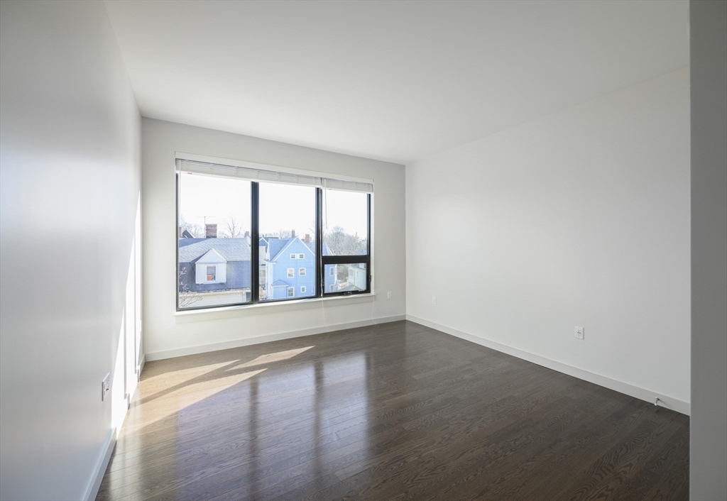 455 Harvard Street, Unit 404 Brookline, MA 02446 - Photo 9 of 15