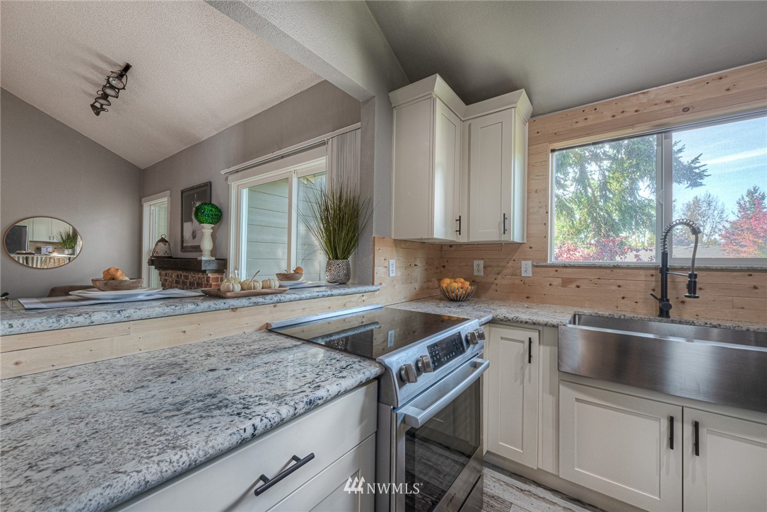 820 Cady Road, Unit H303 Everett, WA 98203 - Photo 7 of 29 Gallery Image 7