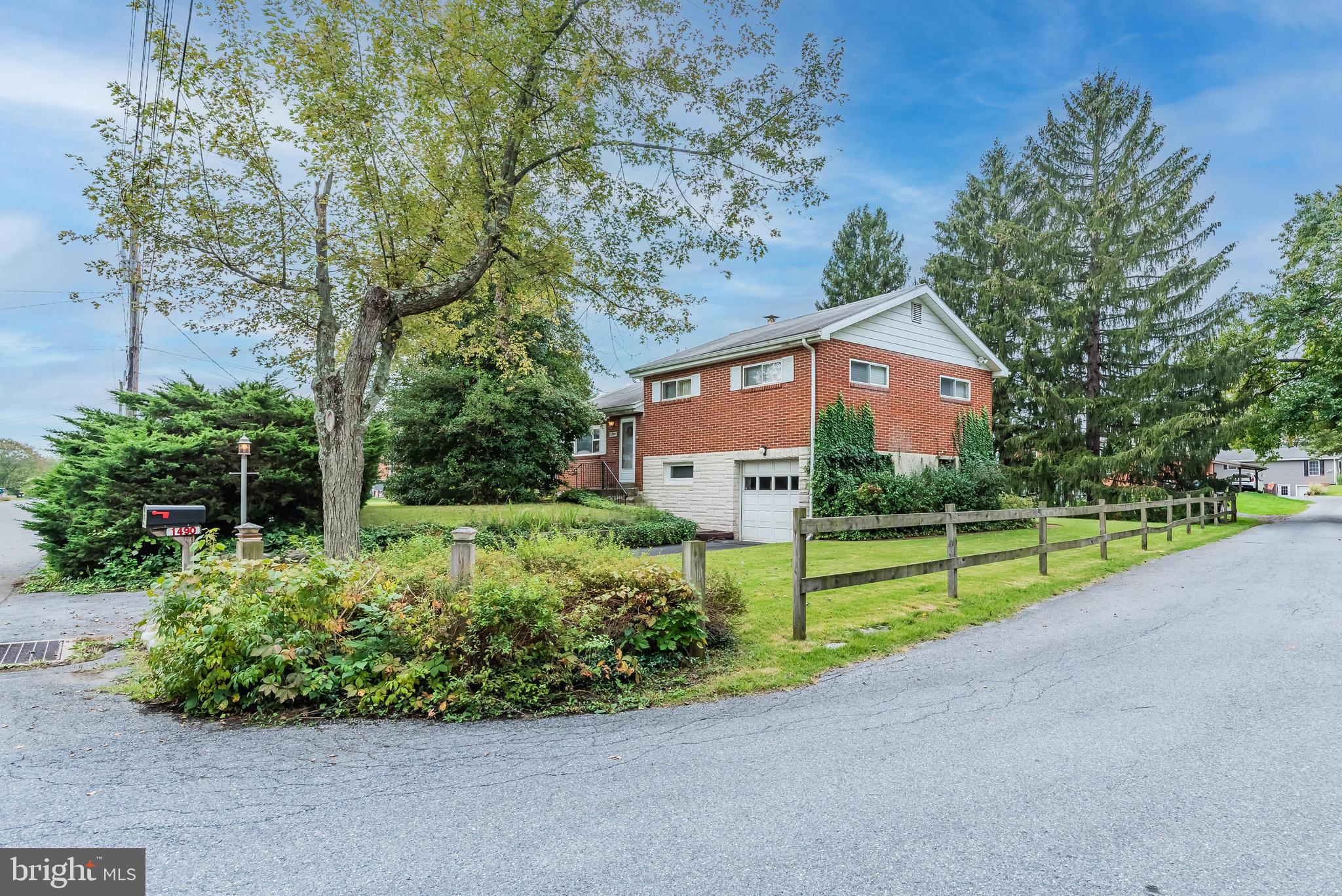 1490 Riegle Road Harrisburg, PA 17112 - Photo 3 of 30 Gallery Image 3