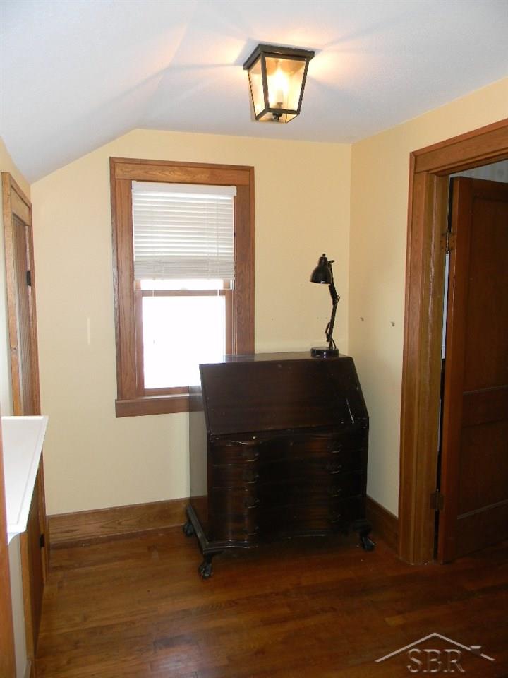 4567 West Freeland Road Saginaw, MI 48604 - Photo 27 of 38 Great room for a study room, library, game room or even nursery. Great natural light and closet.
