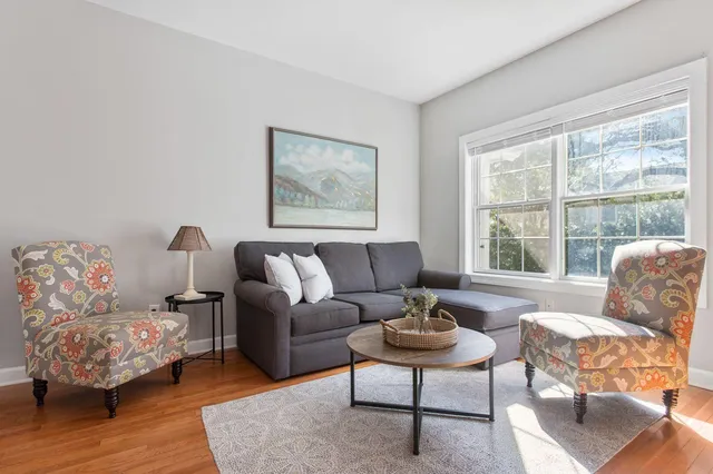 $2,950 | 979 Bay Tree Circle, Unit 103, Mount Pleasant, SC 29464