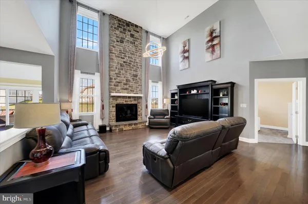 $855,000 | 1238 Caitlin Way, New Castle, DE 19720
