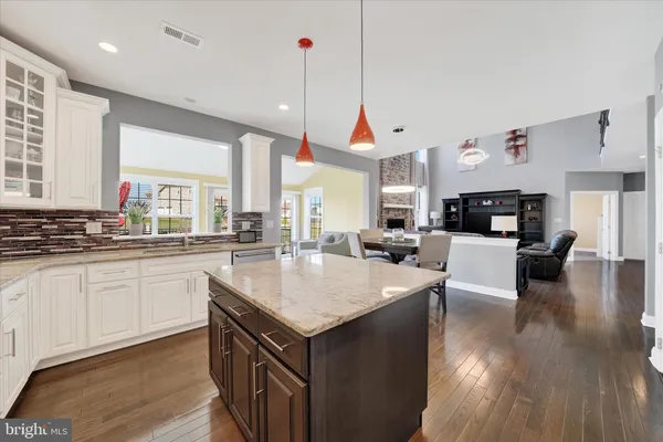 $855,000 | 1238 Caitlin Way, New Castle, DE 19720