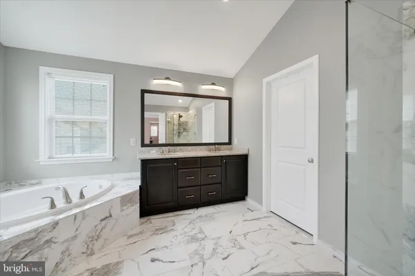 $855,000 | 1238 Caitlin Way, New Castle, DE 19720