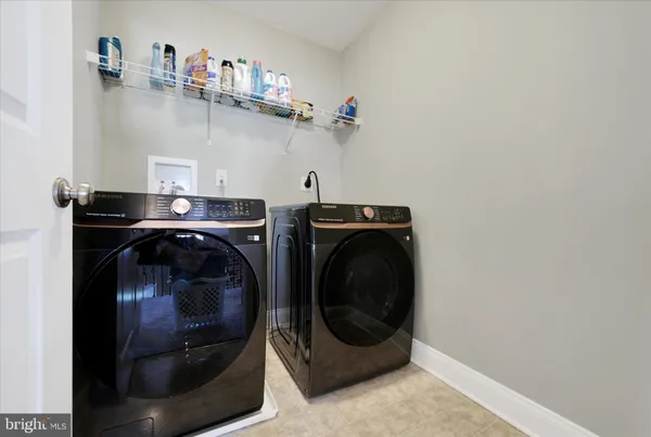 $855,000 | 1238 Caitlin Way, New Castle, DE 19720