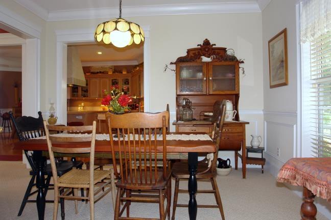 1929 Roslin Road Jamestown, TN 38556 - Photo 11 of 40 Formal Dining