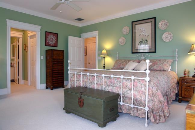 1929 Roslin Road Jamestown, TN 38556 - Photo 15 of 40 Master Suite
