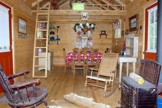 1929 Roslin Road Jamestown, TN 38556 - Photo 23 of 40 CABIN INTERIOR 2
