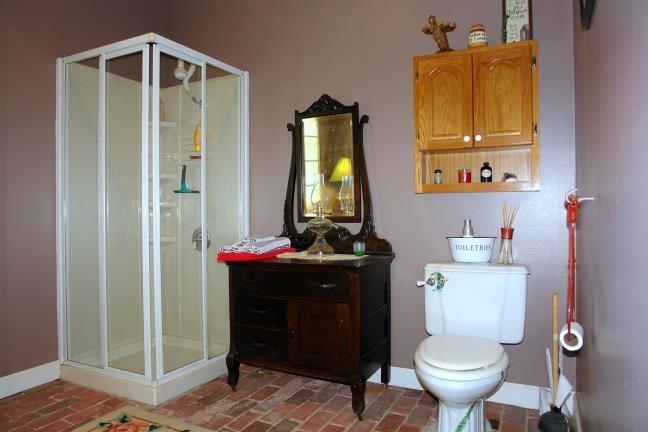 1929 Roslin Road Jamestown, TN 38556 - Photo 32 of 40 Workshop- Barn Bathroom