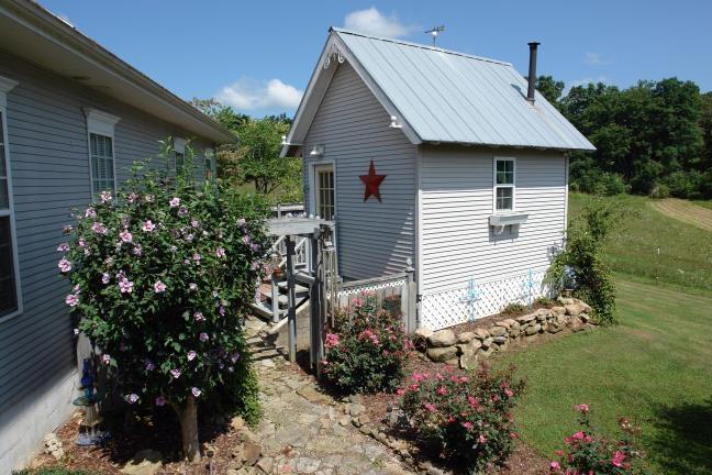 1929 Roslin Road Jamestown, TN 38556 - Photo 33 of 40 Potting shed & Storm Cellar