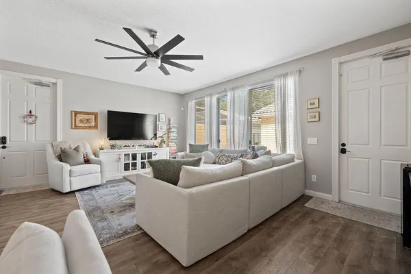 $4,500 | 4006 Parkside Drive, Jupiter, FL 33458