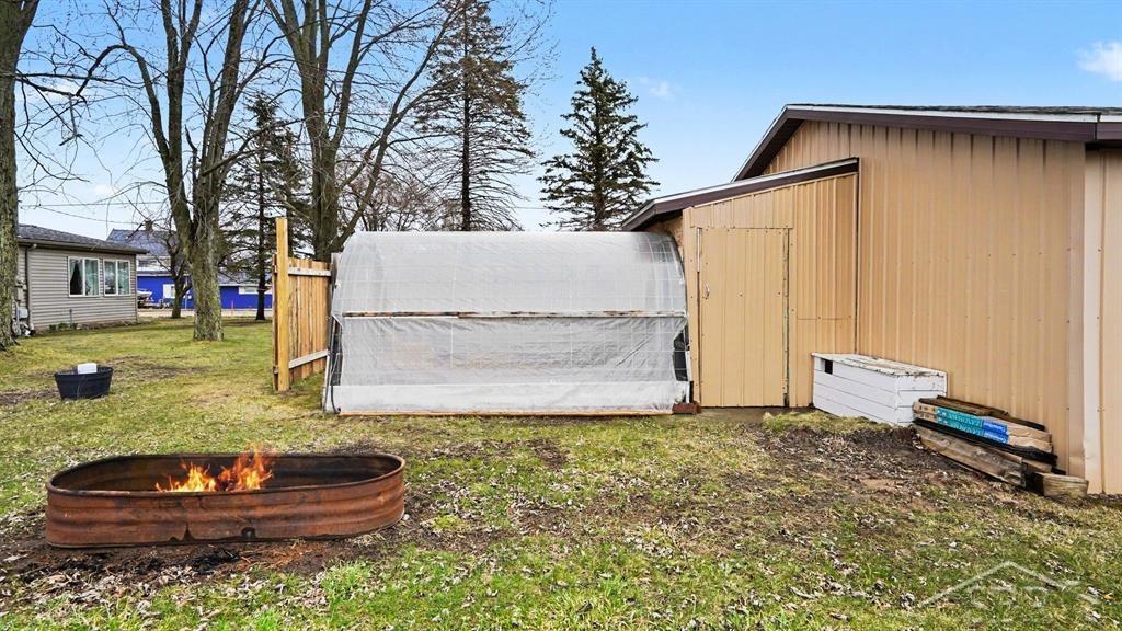 5456 Mangus Road Beaverton, MI 48612 - Photo 3 of 23