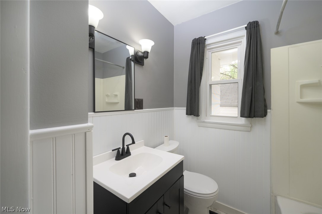 1603 Grandview Road Lake Milton, OH 44429 - Photo 27 of 35 New vanity, toilet and lighting