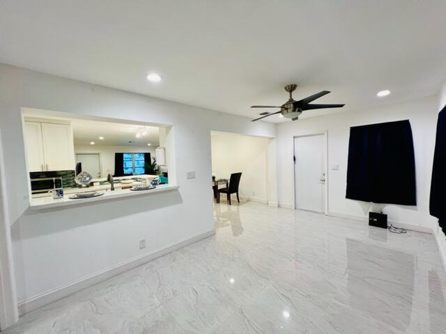 6706 Northwest 57th Court Tamarac, FL 33321 - Photo 13 of 36 5712