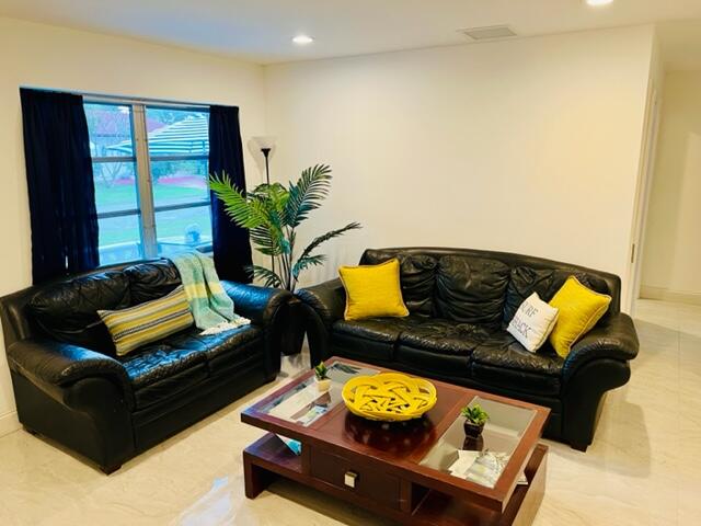 6706 Northwest 57th Court Tamarac, FL 33321 - Photo 8 of 36 LIVING