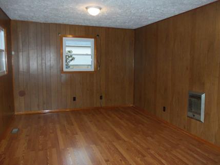 165 Wynns Ferry Road Dover, TN 37058 - Photo 13 of 16 Lv Room With New Laminate Floor