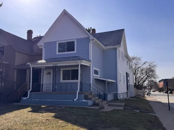 $2,800 | 1846 Wesley Avenue, Unit 3, Evanston, IL 60201