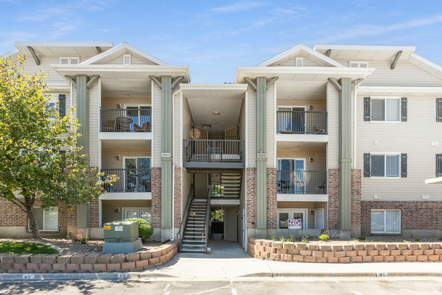 8204 North Cedar Springs Road, Unit 11 Eagle Mountain, UT 84005 - Photo 1 of 25