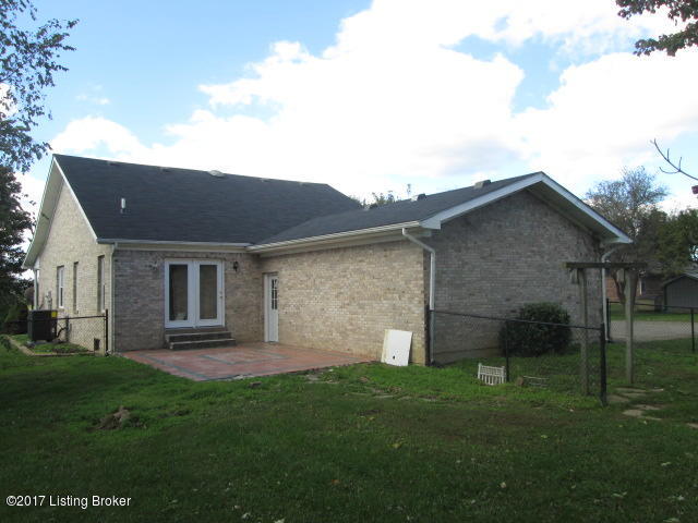101 Helson Road Simpsonville, KY 40067 - Photo 19 of 22 Rear