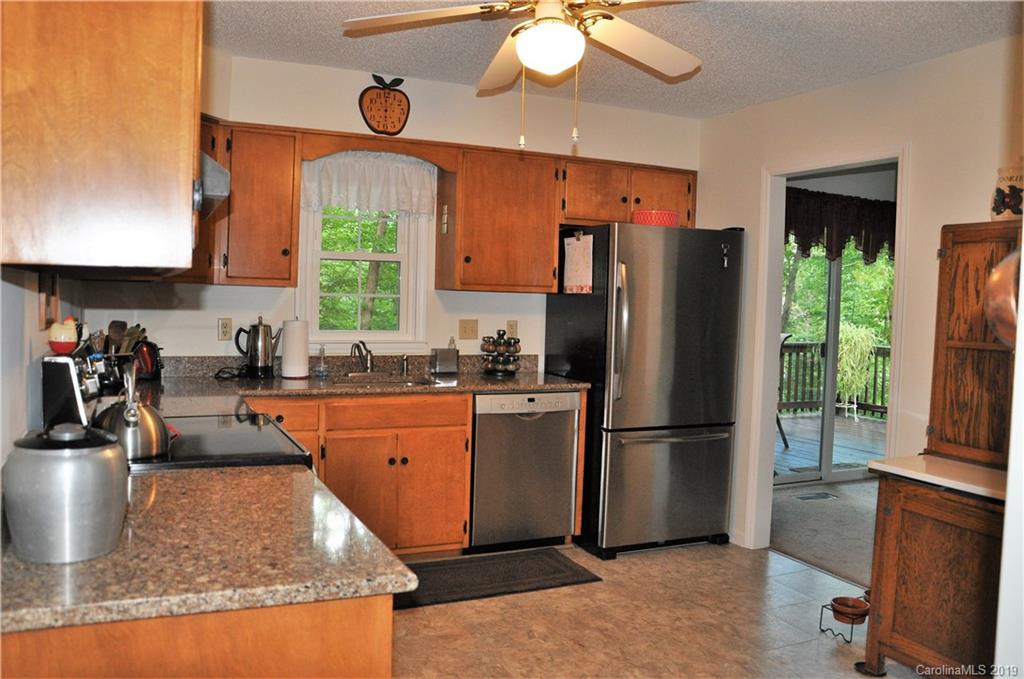 210 Oak Ridge Circle Columbus, NC 28722 - Photo 21 of 39 Gallery Image 21