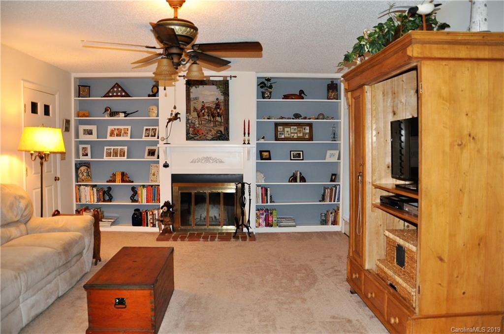 210 Oak Ridge Circle Columbus, NC 28722 - Photo 29 of 39 Gallery Image 29