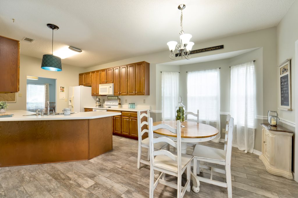 28549 Canterbury Road Daphne, AL 36526 - Photo 8 of 20