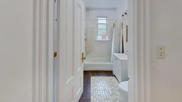 $4,200 | 60 Calumet Street, Unit 2, Boston, MA 02120