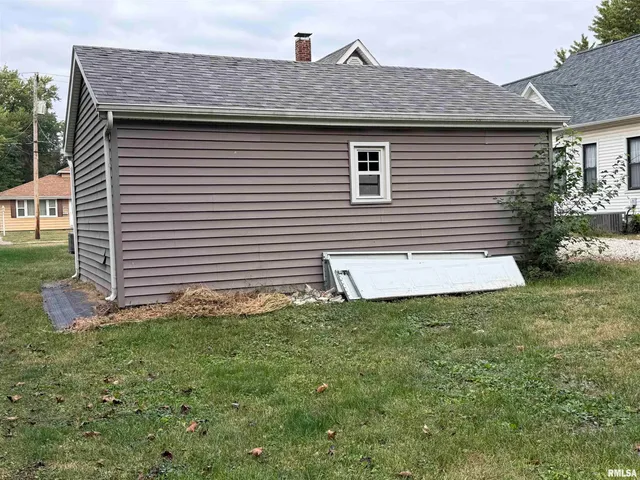 $57,500 | 737 North 5th Avenue, Canton, IL 61520