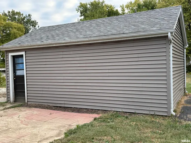 $57,500 | 737 North 5th Avenue, Canton, IL 61520