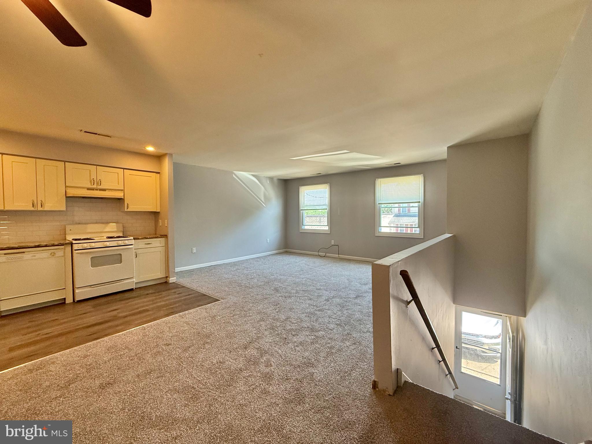 8058 Walker Street Philadelphia, PA 19136 - Photo 13 of 53