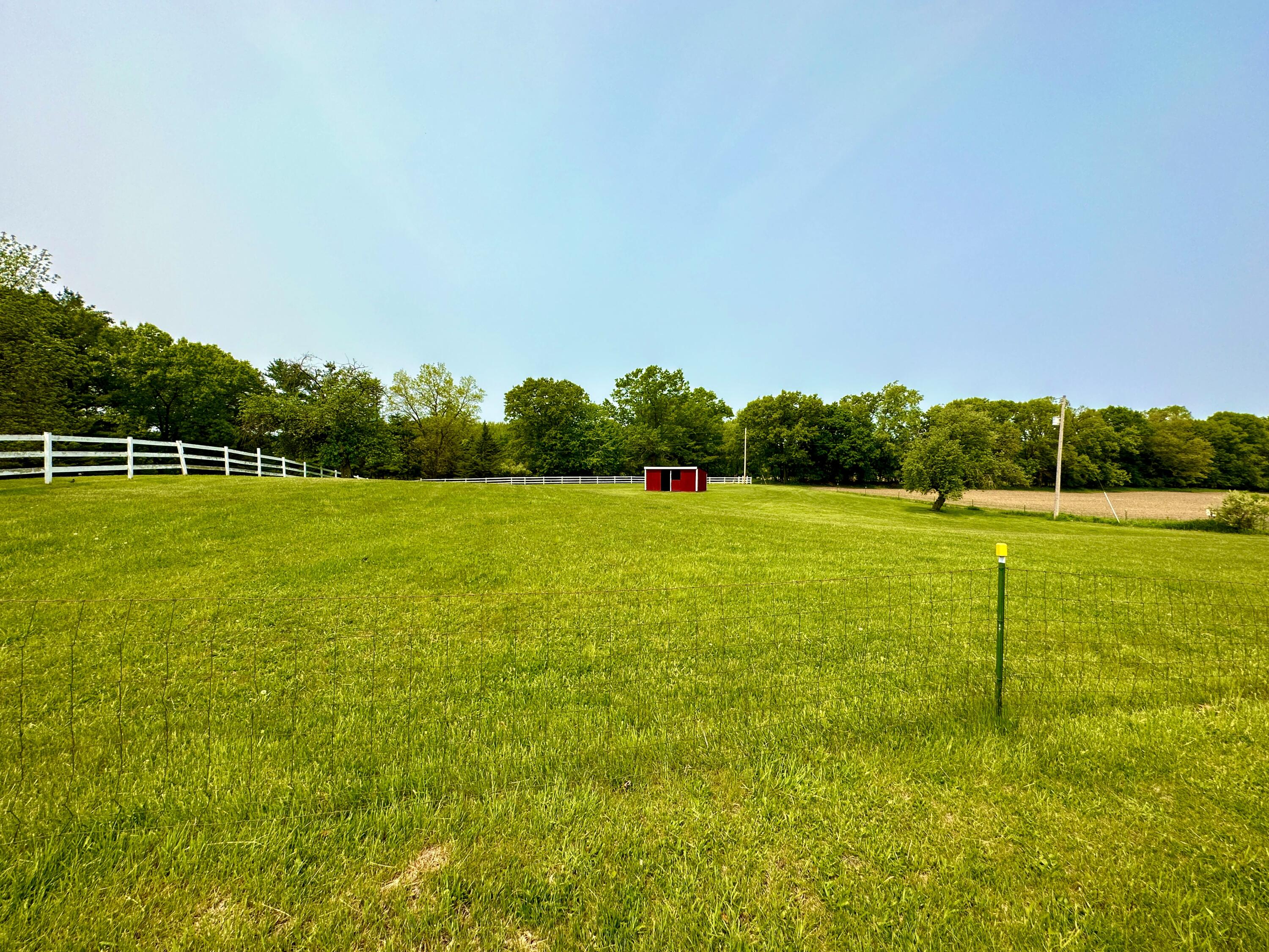 16153 Arnold Road Gregory, MI 48137 - Photo 19 of 59 IMG_1952