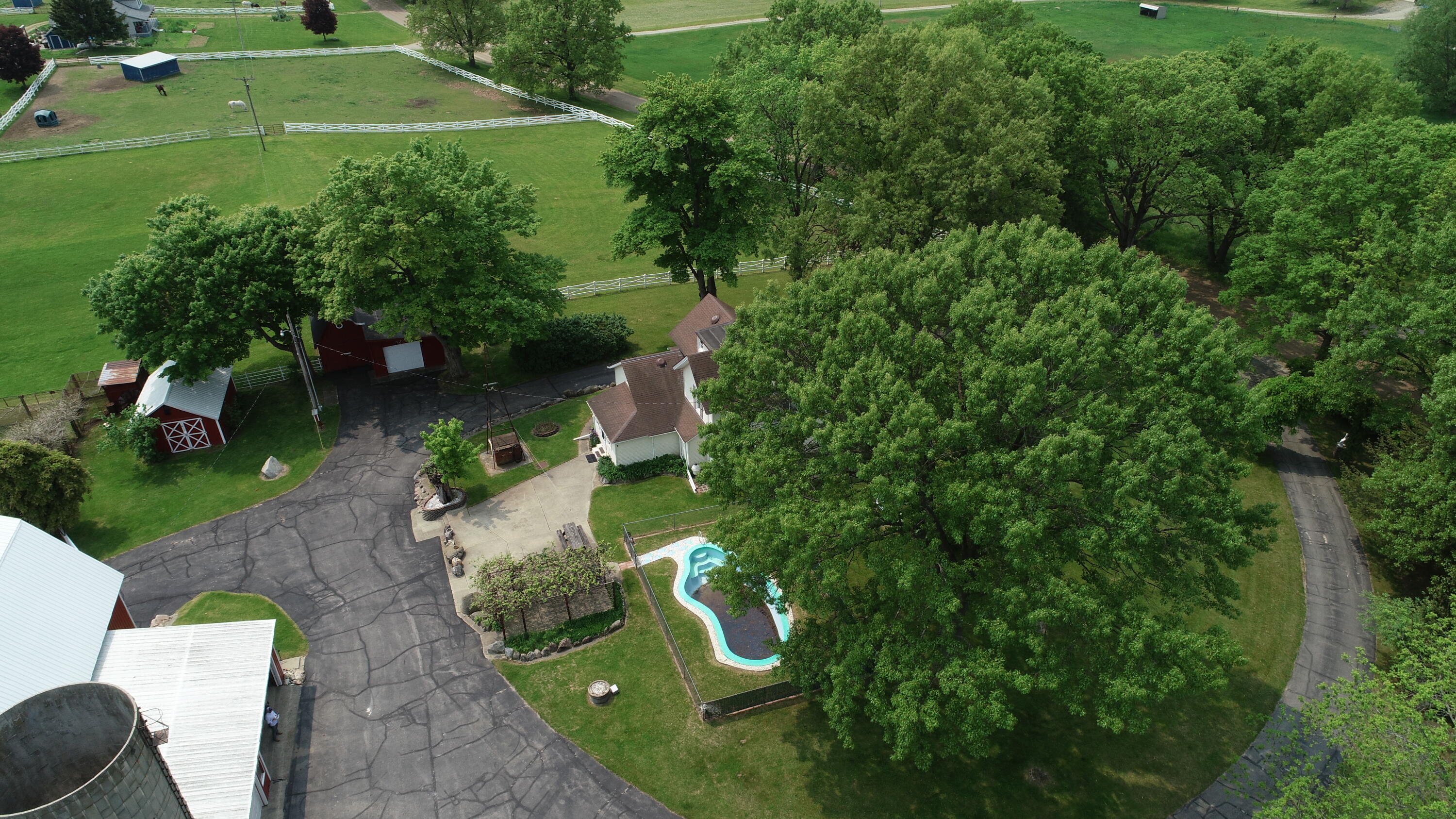 16153 Arnold Road Gregory, MI 48137 - Photo 38 of 59 DJI_0023