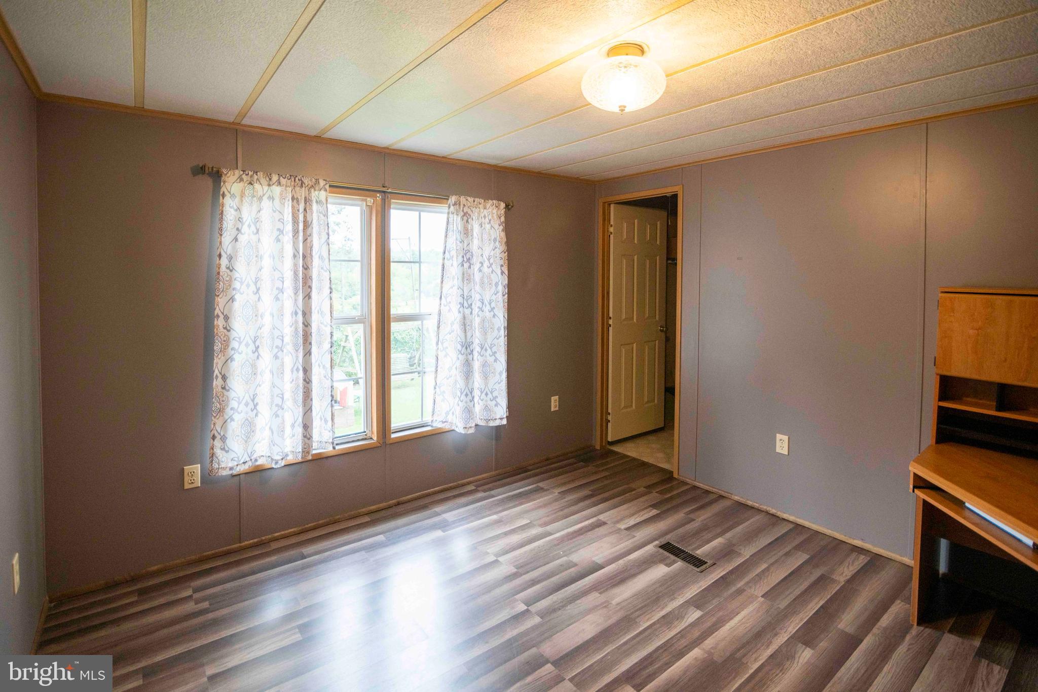 563 Cambridge Road Narvon, PA 17555 - Photo 27 of 50 Bedroom 2