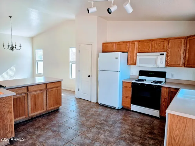 $1,950 | 3716 Barahona Drive, Sierra Vista, AZ 85650