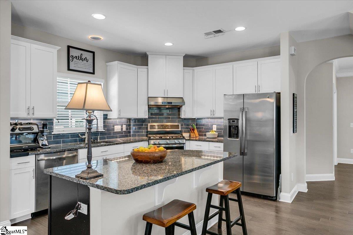 404 Algonquin Trail Greenville, SC 29607 - Photo 15 of 35