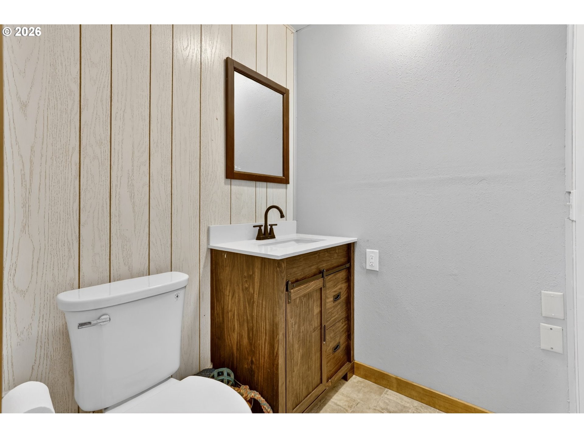 17623 South Windy City Road Mulino, OR 97042 - Photo 15 of 48 a bathroom with a sink a toilet and mirror
