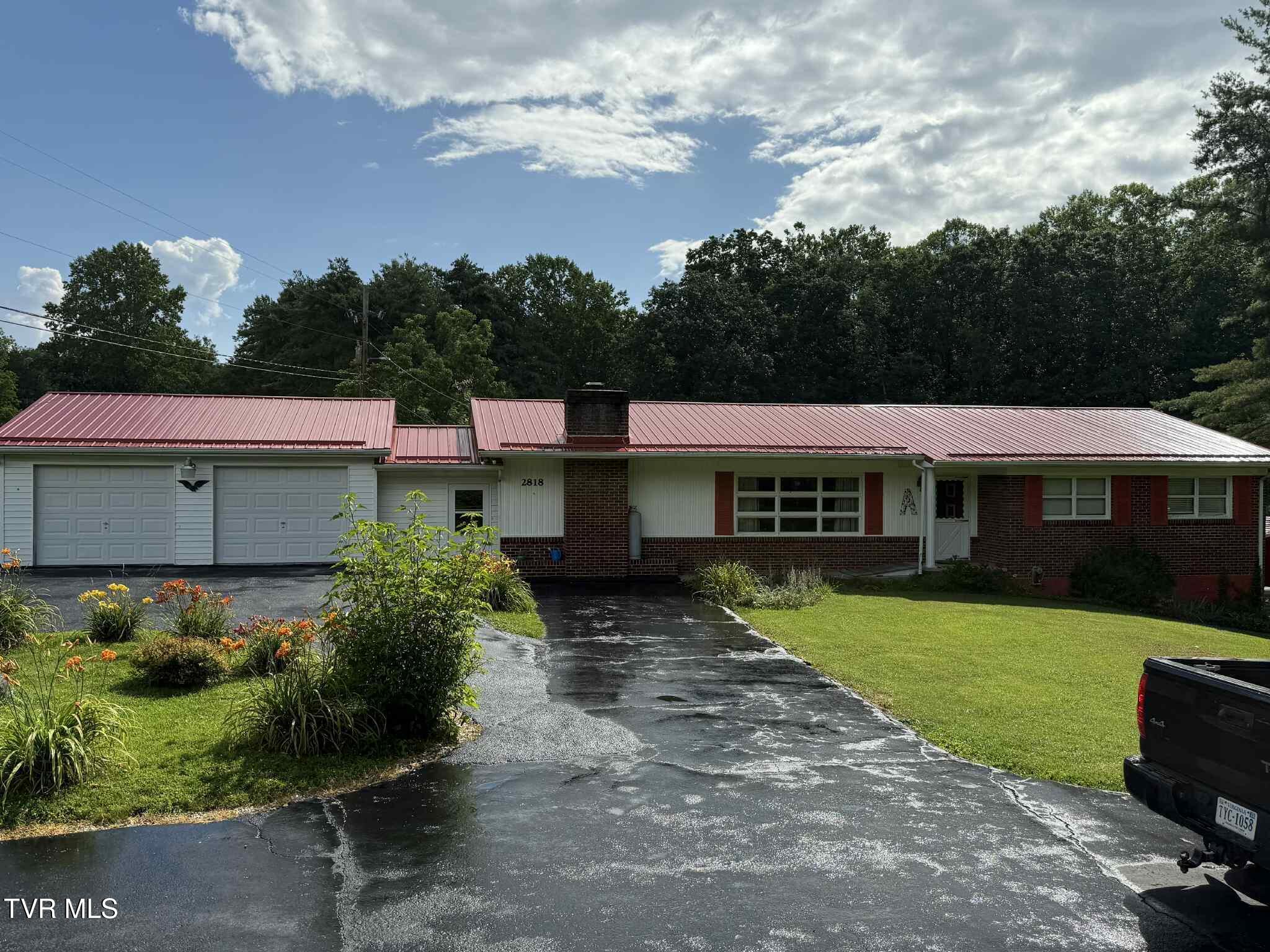 2818 Dungannon Road Coeburn, VA 24230 - Photo 1 of 86 rthrhhy7676