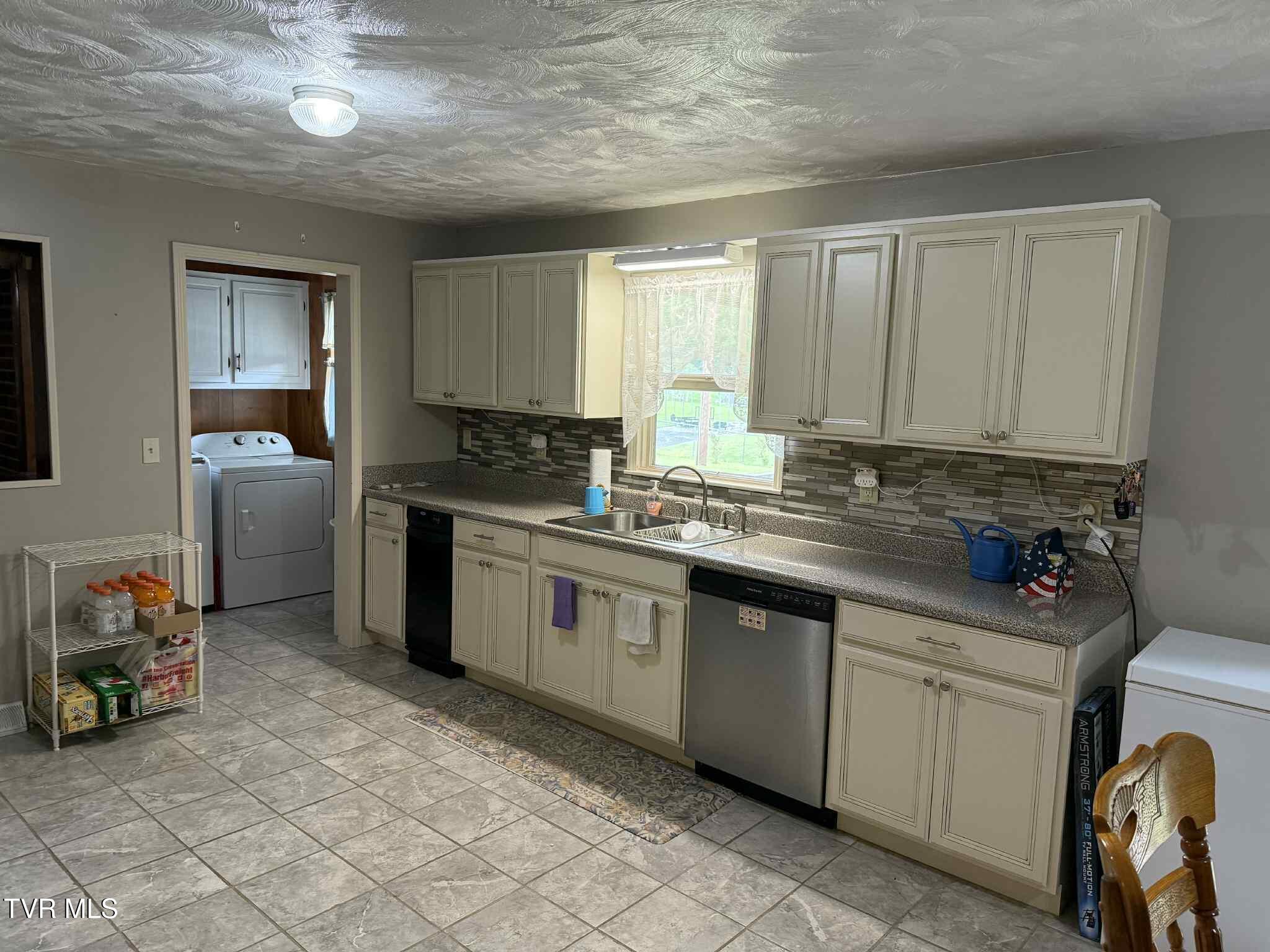 2818 Dungannon Road Coeburn, VA 24230 - Photo 14 of 86 mdghmgdm