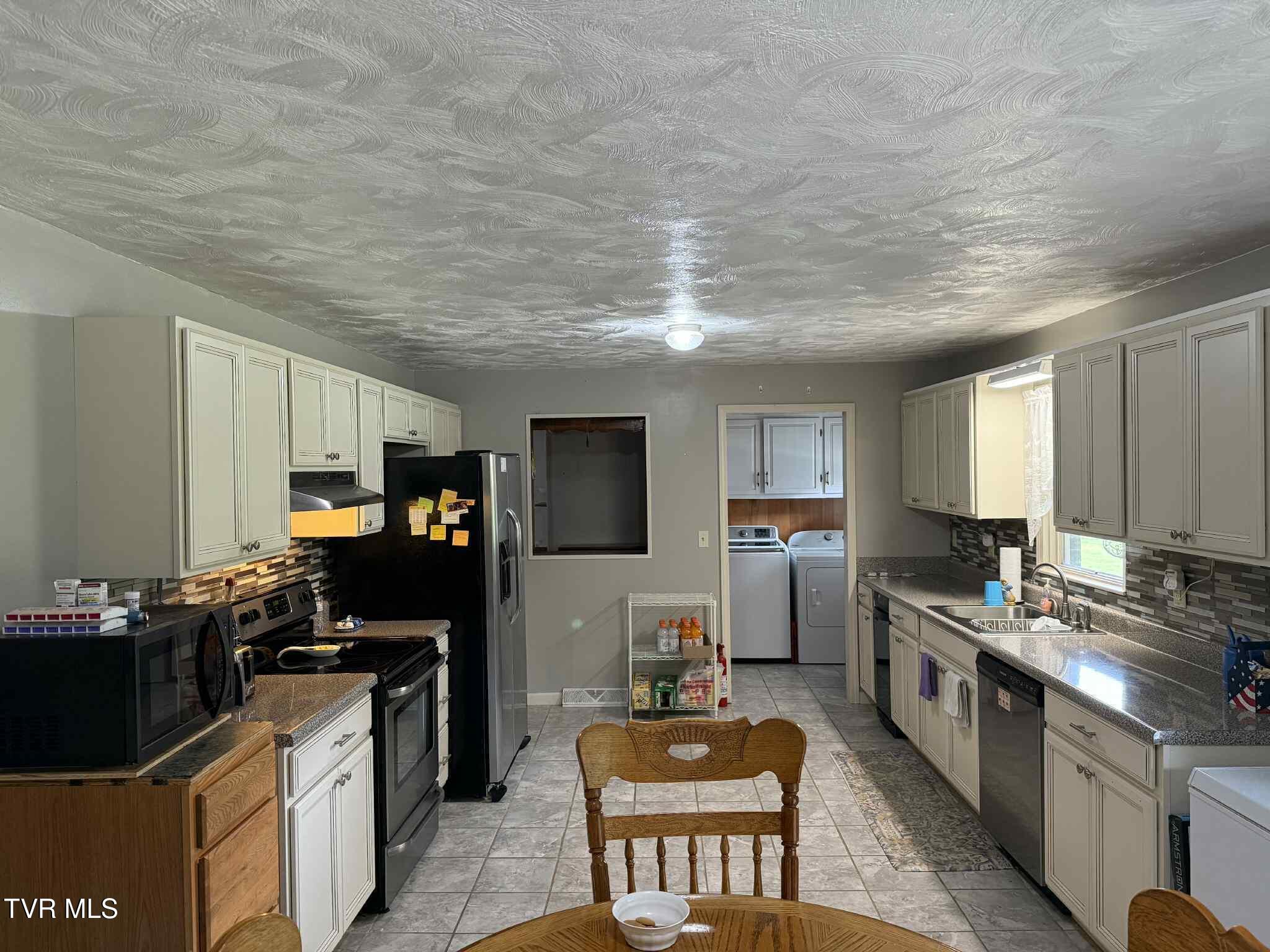 2818 Dungannon Road Coeburn, VA 24230 - Photo 16 of 86 mdhmdghmgm