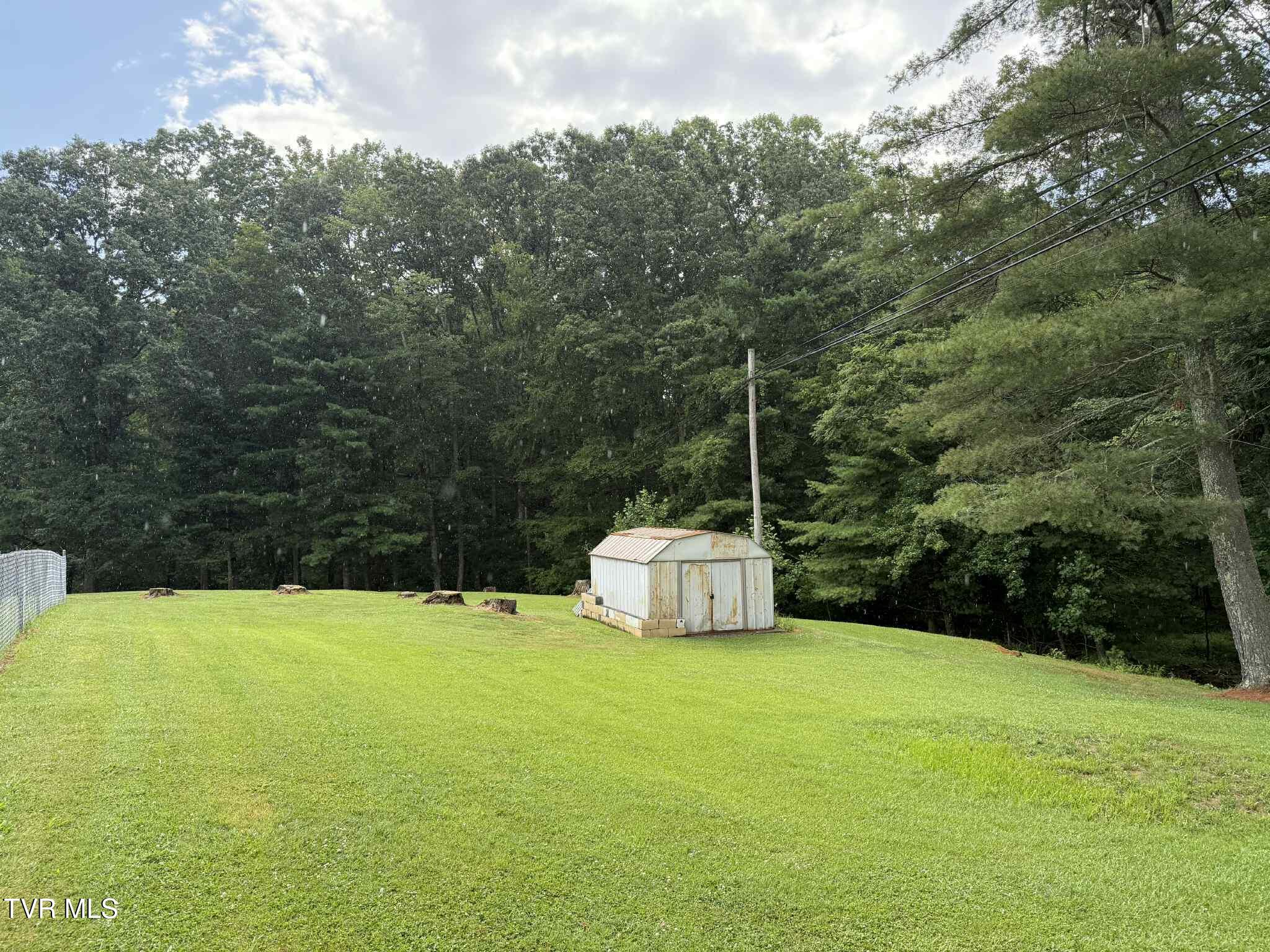 2818 Dungannon Road Coeburn, VA 24230 - Photo 10 of 86 r3f3f3r