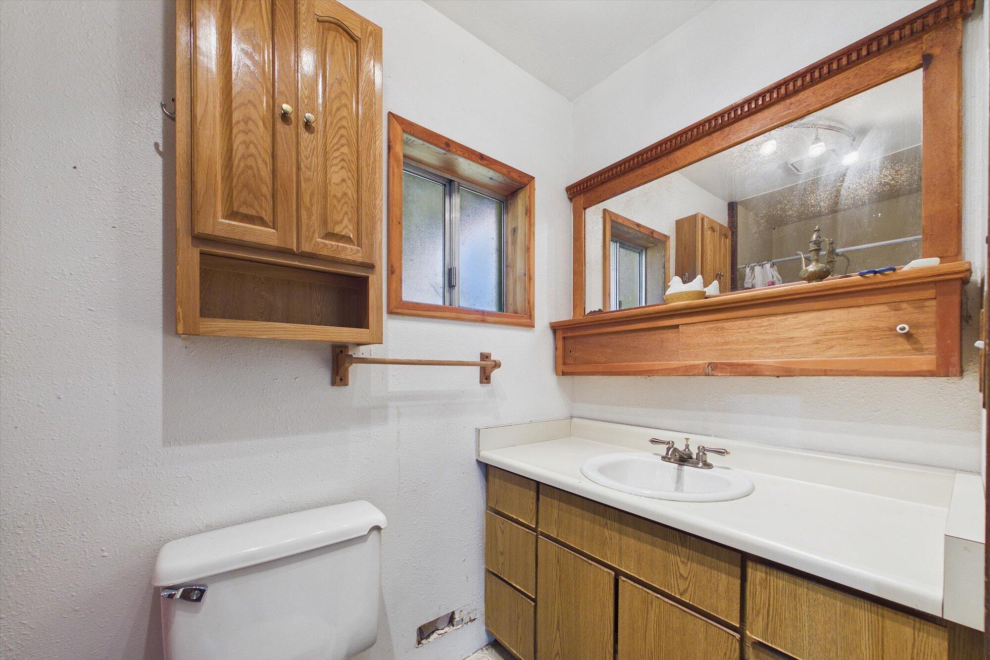 1490 Red Cap Road Orleans, CA 95556 - Photo 34 of 71