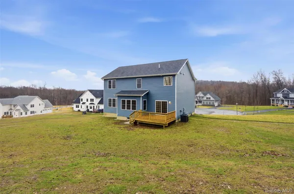 $835,000 | 16 McDonald Court, New Windsor, NY 12553