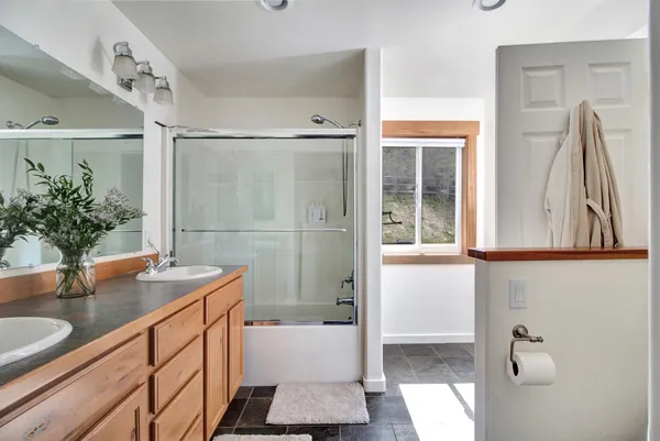 $750,000 | 150 Sunrise Ranch Road, Bellevue, ID 83313