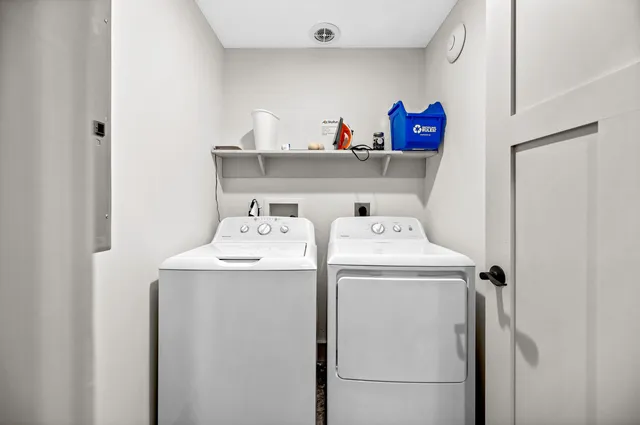 $990,000 | 3209 German Flats Road, Unit 1, Warren, VT 05674