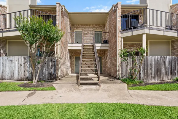 $1,300 | 8100 Cambridge Street, Unit 138, Houston, TX 77054